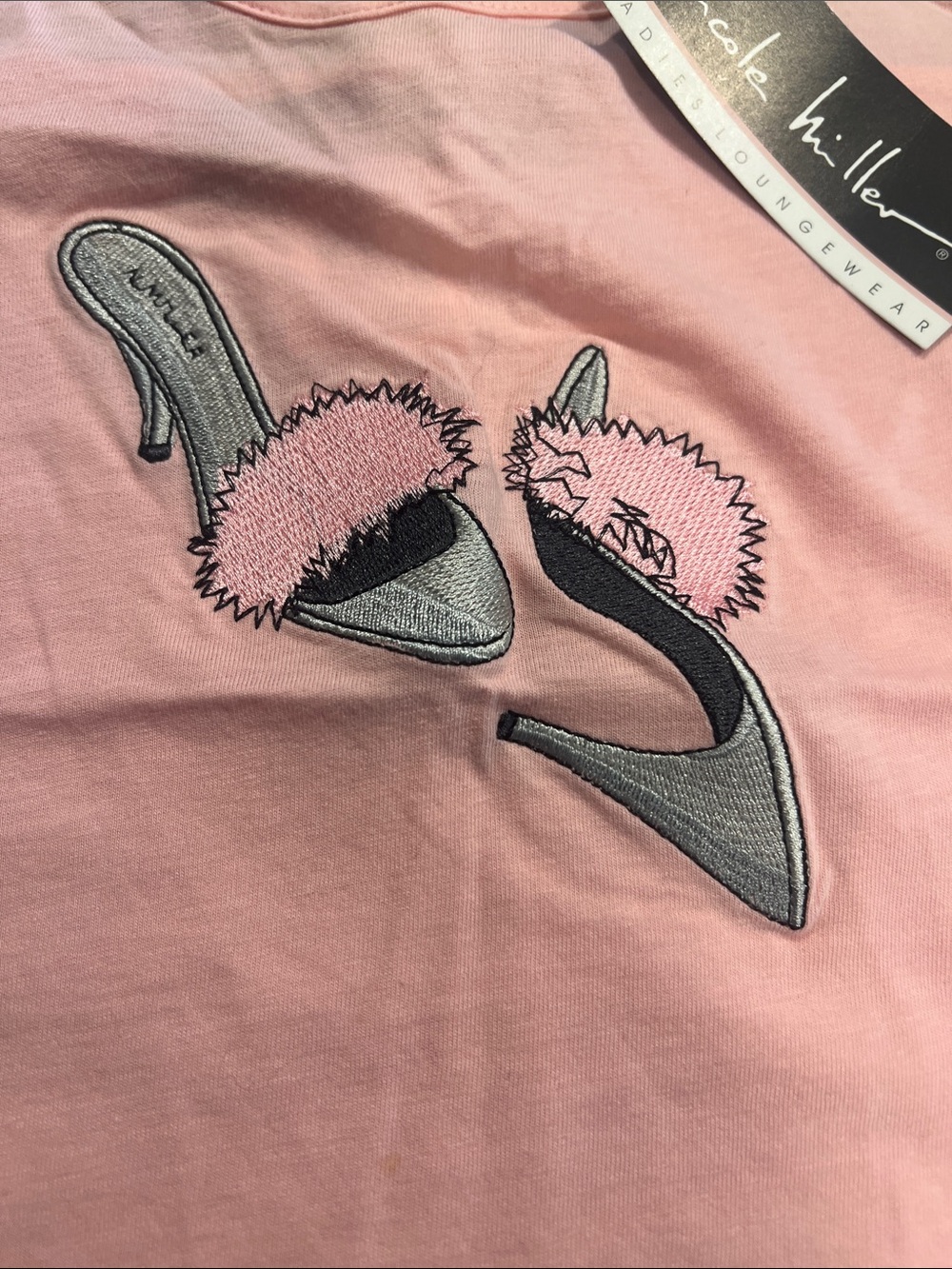 NWT Nicole Miller Pink Camisole with Shoe Appliqué. Size M
